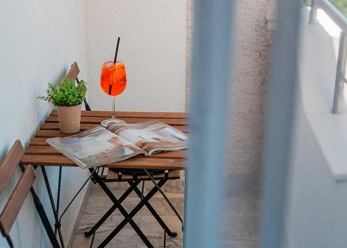 Lotus Апартаменты