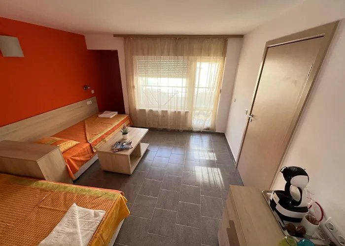 Lotus Апартаменты