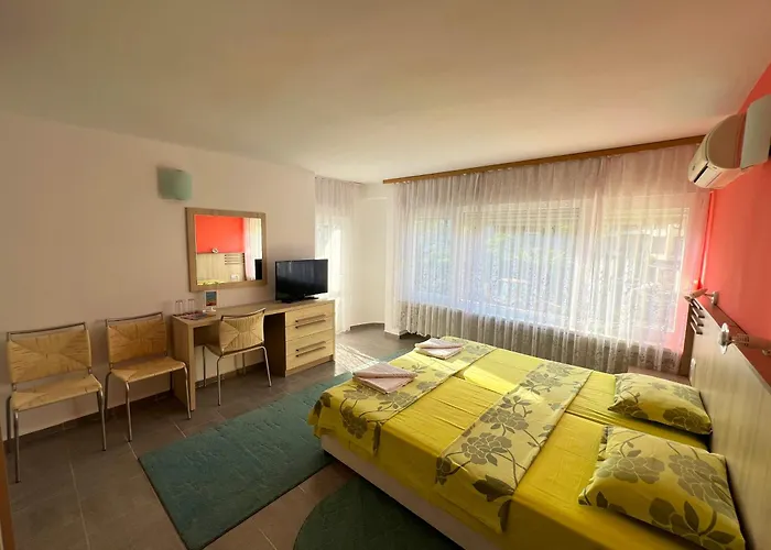 Lotus Свети-Влас